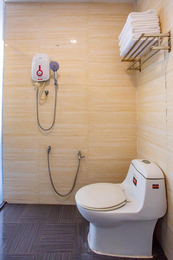 Beez Hotel Kuala Lumpur Bagian luar foto
